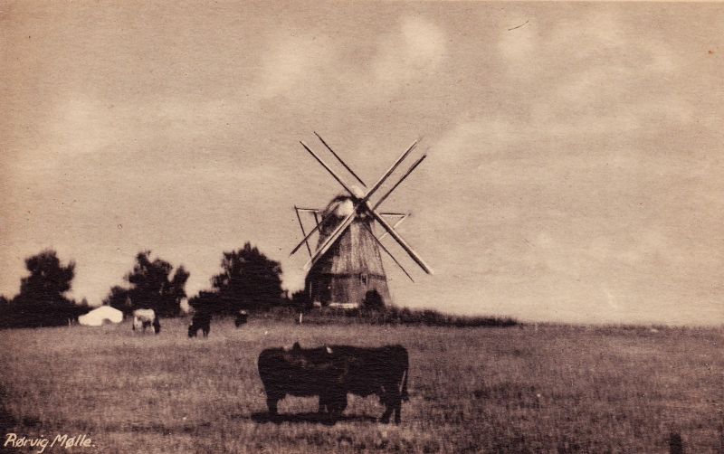 Ro23-Roervig-postkort-Poul Helms Bogh.Nyk_Sj.Foer 1950.jpg (800×502)