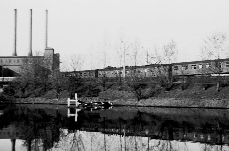 http://www.mjk-h0.dk/evp_Gas/64.i.27.oestre_gasvaerk.opkoerselsrampen.april_1959.jpg