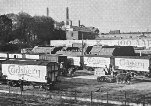 http://www.mjk-h0.dk/evp_Gb/carlsberg.ca.1947.dsb.jpg