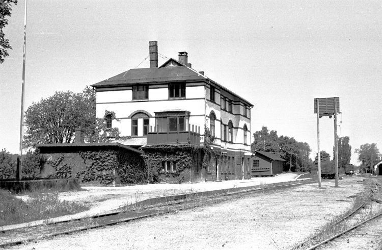 http://www.mjk-h0.dk/evp_KB/64.iii.10.kb.kalvehave.juni_1959.jpg