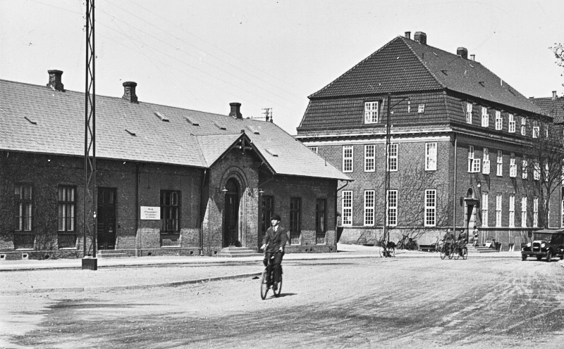 http://www.mjk-h0.dk/evp_Kystb/14-hellerup.1928.rask.gb.jpg