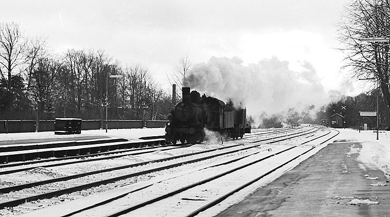 http://www.mjk-h0.dk/evp_Kystb/d820-mh_x,skodsborg.3.1.1967.-c-.sbj.2.jpg