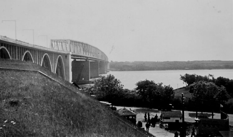 http://www.mjk-h0.dk/evp_Lillebaeltsbroen/lillebaeltsbroen-26.jpg