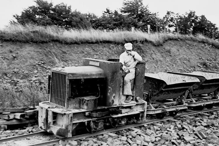 http://www.mjk-h0.dk/evp_Nivaa/48.ii.28.nivaagaard_tglvk.aug.1958.jpg