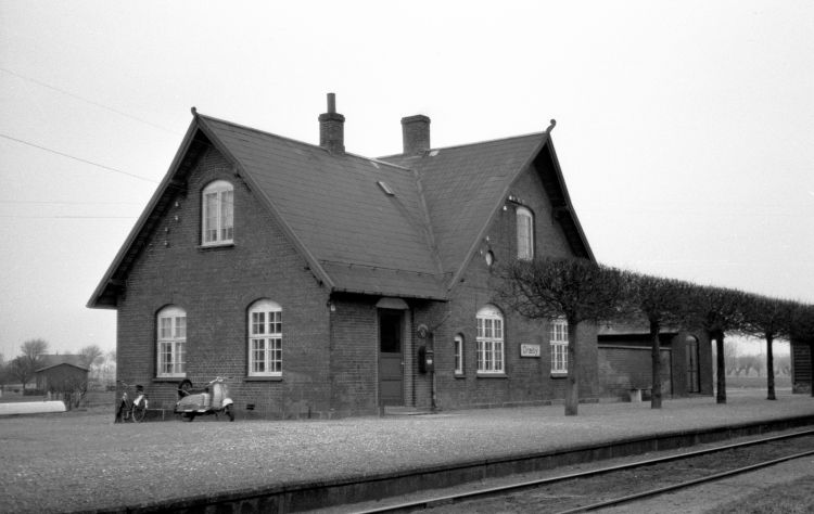 http://www.mjk-h0.dk/evp_OKMJ/315.i.10.okmj.draeby.20.3.1966..jpg