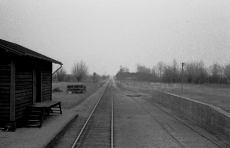 http://www.mjk-h0.dk/evp_OKMJ/315.iii.24.okmj.agedrup_set_m.martofte.20.3.1966,.jpg