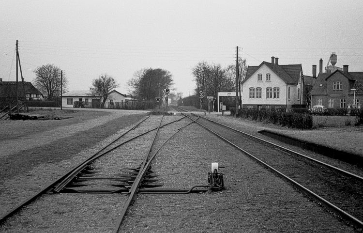 http://www.mjk-h0.dk/evp_OKMJ/315.iv.36.okmj.bullerup_set_m.odense.20.3.1966..jpg