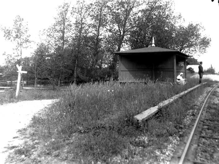 http://www.mjk-h0.dk/evp_RHJ/rhj.aamoelle_trb.1908.foto.k.larsen.jpg