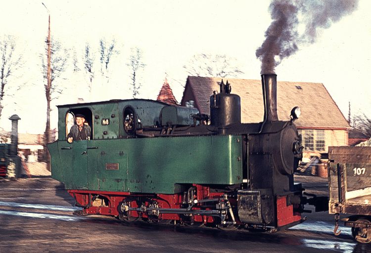 http://www.mjk-h0.dk/evp_Roer/dia.27.goerlev_nr_6.goerlev.1958.jpg