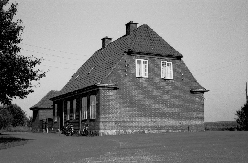 http://www.mjk-h0.dk/evp_SVJ/153-285.ii.53.svj.brodal.vejfacaden.26.9.1965.jpg