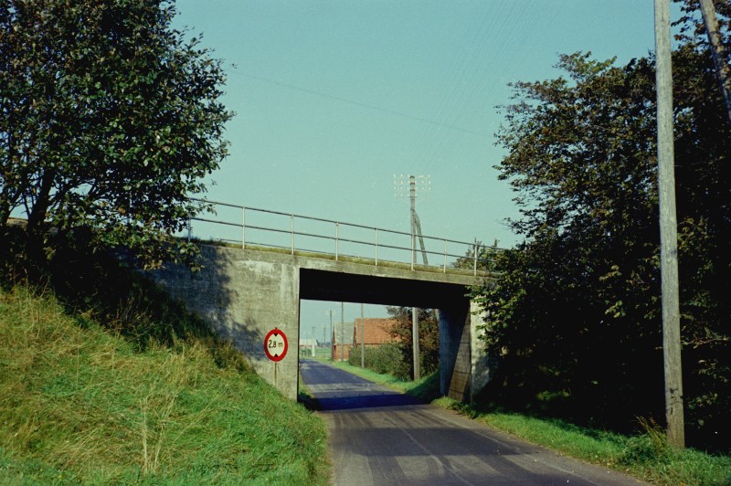 http://www.mjk-h0.dk/evp_SVJ/52-835.i.05.v.viadukten.25.9.1965.jpg