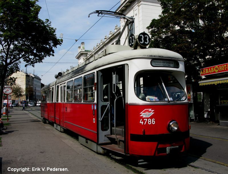 4454.WL_4786-33,U-bahn_6.Station_Josefstädter Strasse.Wien.8.8.2008.JPG (800×612)