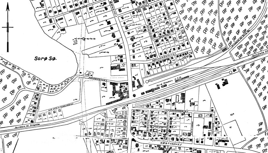 http://www.mjk-h0.dk/evp_Soroe/soroe-sporplan.lynge%20komm.%20ca.1940-50.jpg