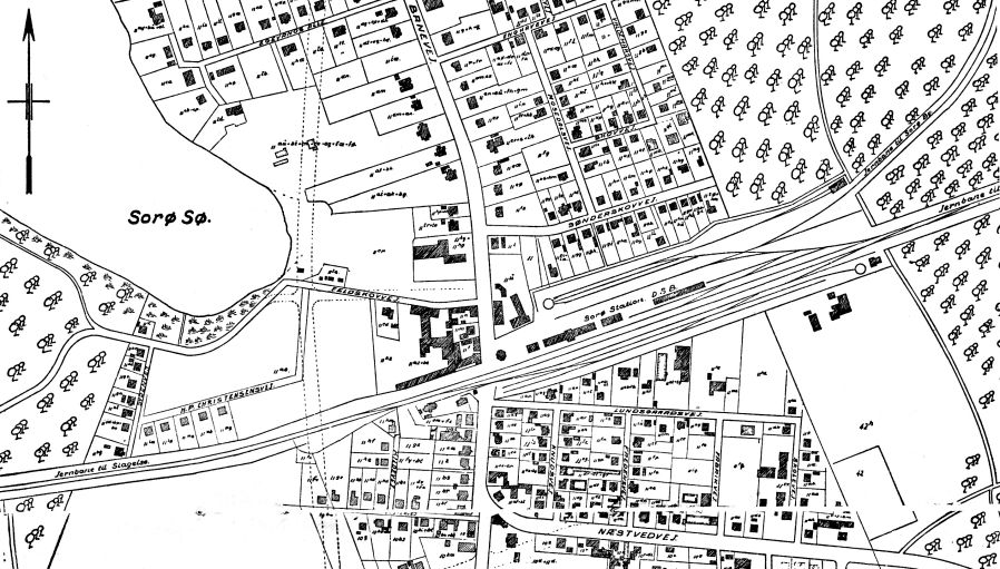 http://www.mjk-h0.dk/evp_Soroe/soroe-sporplan.lynge%20komm.%20ca.1940-50.jpg